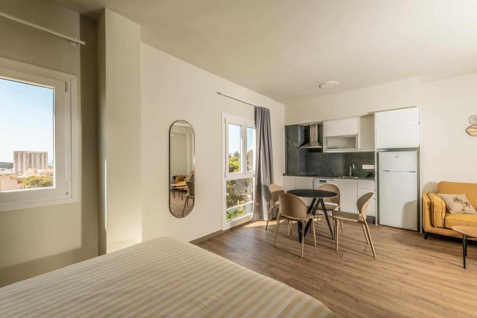 L'Alcor Aparthotel 阿利坎特 外观 照片